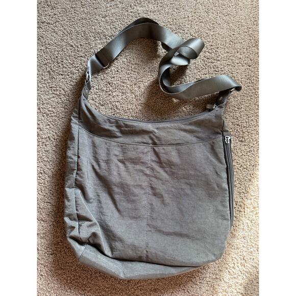 Baggallini Day Trip Hobo Bag Crossbody Shoulder Bag Purse Adjustable Strap - Picture 2 of 5